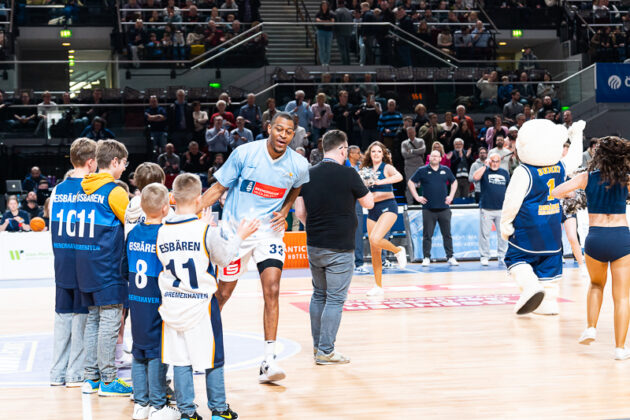 Eisbären Bremerhaven vs. Uni Baskets Münster