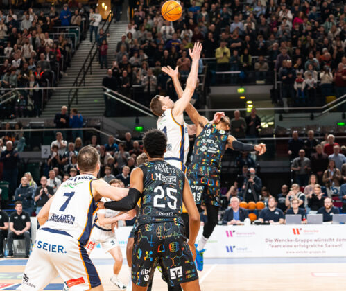 Eisbären Bremerhaven vs. Uni Baskets Münster