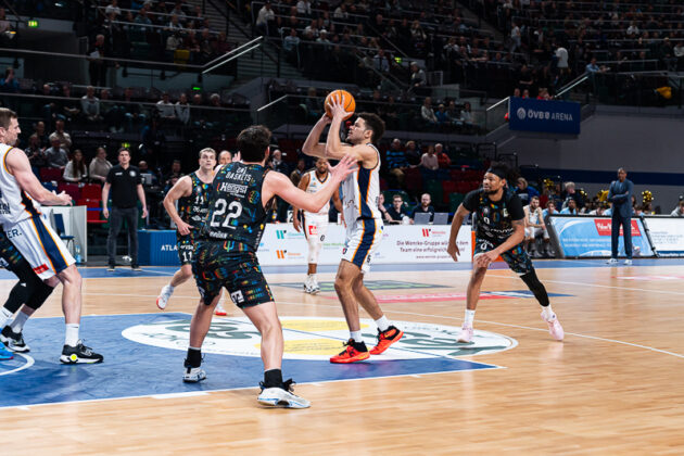 Eisbären Bremerhaven vs. Uni Baskets Münster