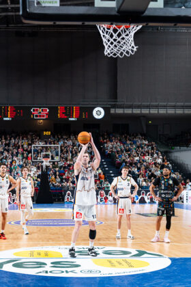 Eisbären Bremerhaven vs. Uni Baskets Münster