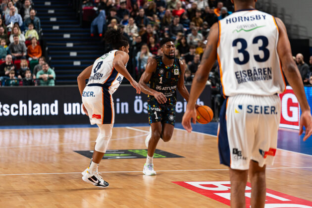 Eisbären Bremerhaven vs. Uni Baskets Münster