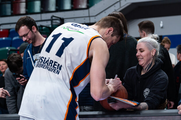 Eisbären Bremerhaven vs. Uni Baskets Münster