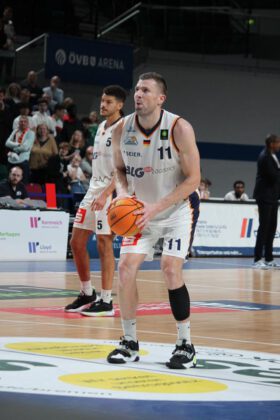 Eisbären Bremerhaven vs. Artland Dragons in der ÖVB-Arena