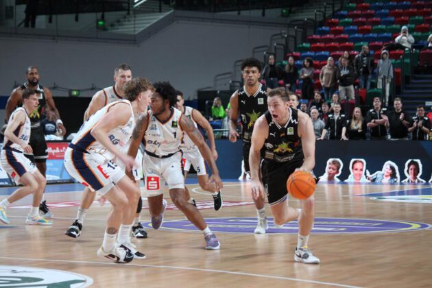 Eisbären Bremerhaven vs. Artland Dragons in der ÖVB-Arena