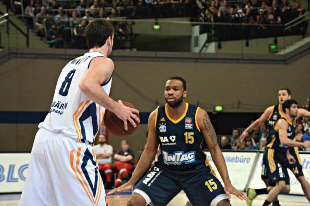 Hanse Game: Eisbären Bremerhaven vs. ALBA Berlin