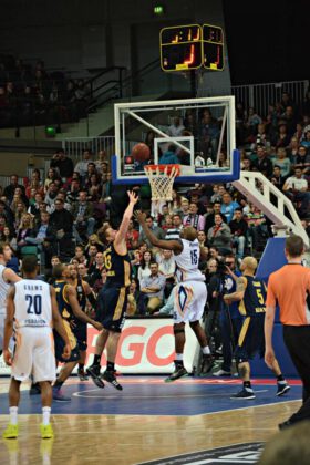 Hanse Game: Eisbären Bremerhaven vs. ALBA Berlin