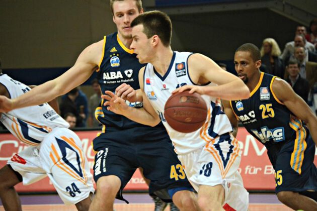 Hanse Game: Eisbären Bremerhaven vs. ALBA Berlin