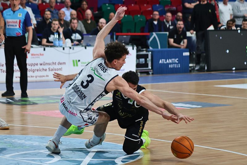 Eisbären Bremerhaven vs. Artland Dragons