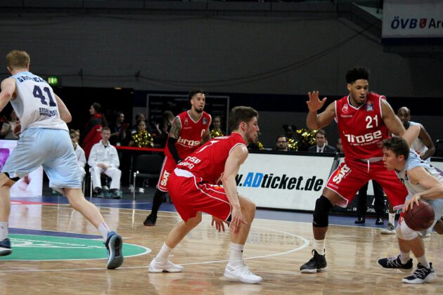 Hanse Game: Eisbären Bremerhaven vs. Brose Bamberg