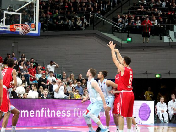 Hanse Game: Eisbären Bremerhaven vs. Brose Bamberg