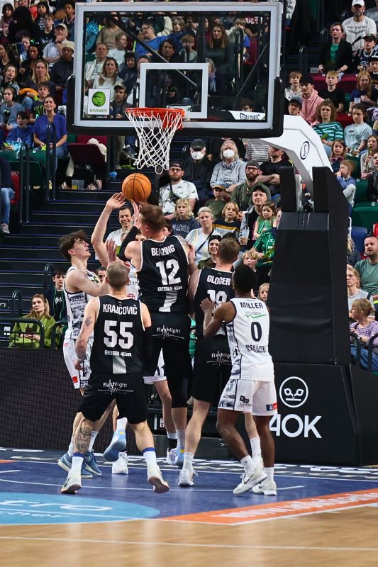 Eisbären Bremerhaven vs. Gießen 46ers