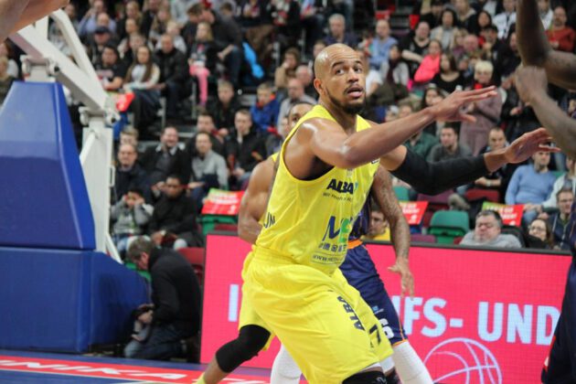 Hanse Game: Eisbären Bremerhaven vs. ALBA Berlin