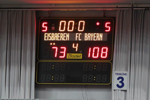 Hanse Game: Eisbären Bremerhaven vs. FC Bayern München