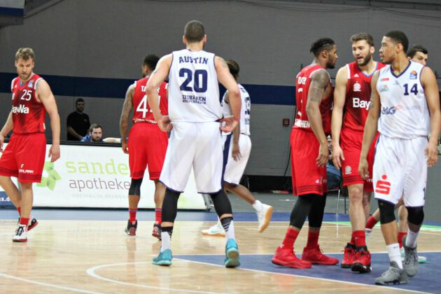 Hanse Game: Eisbären Bremerhaven vs. FC Bayern München