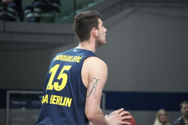 Hanse Game: Eisbären Bremerhaven vs. ALBA Berlin