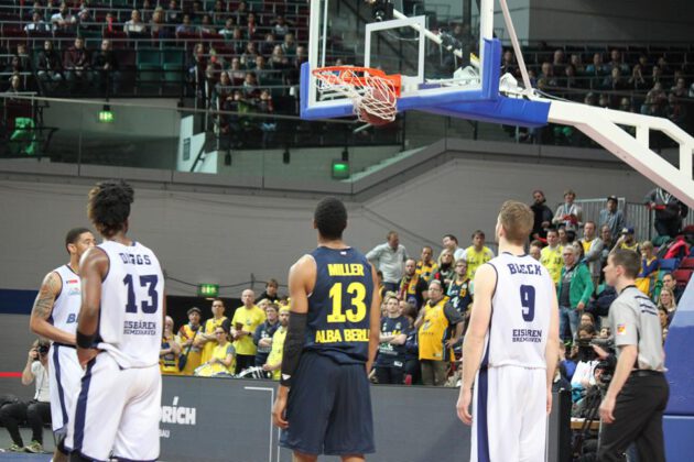 Hanse Game: Eisbären Bremerhaven vs. ALBA Berlin