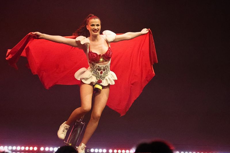 GOP Varieté-Theater Bremen: Premiere „Legends“