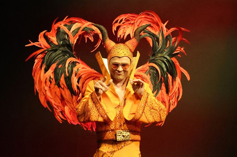 GOP Varieté-Theater Bremen: Premiere „Legends“