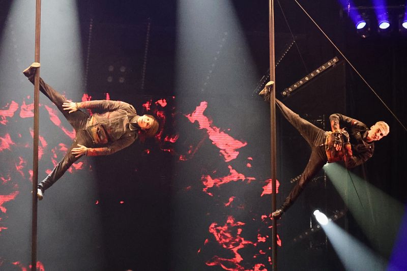 GOP Varieté-Theater Bremen: Premiere „Legends“