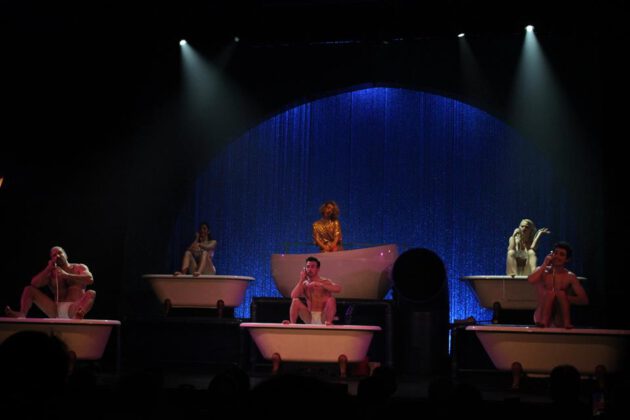 GOP Varieté-Theater Bremen: Premiere „Wet“