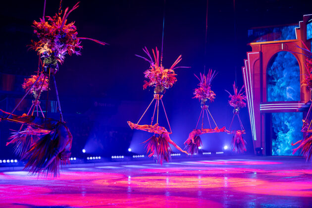 HOLIDAY ON ICE: CINEMA OF DREAMS