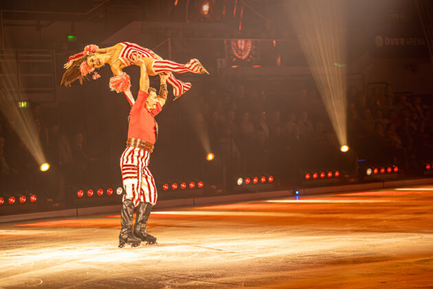 HOLIDAY ON ICE: CINEMA OF DREAMS