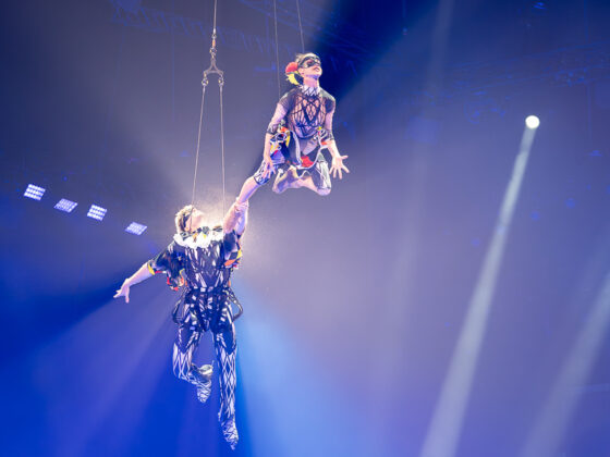 HOLIDAY ON ICE: CINEMA OF DREAMS