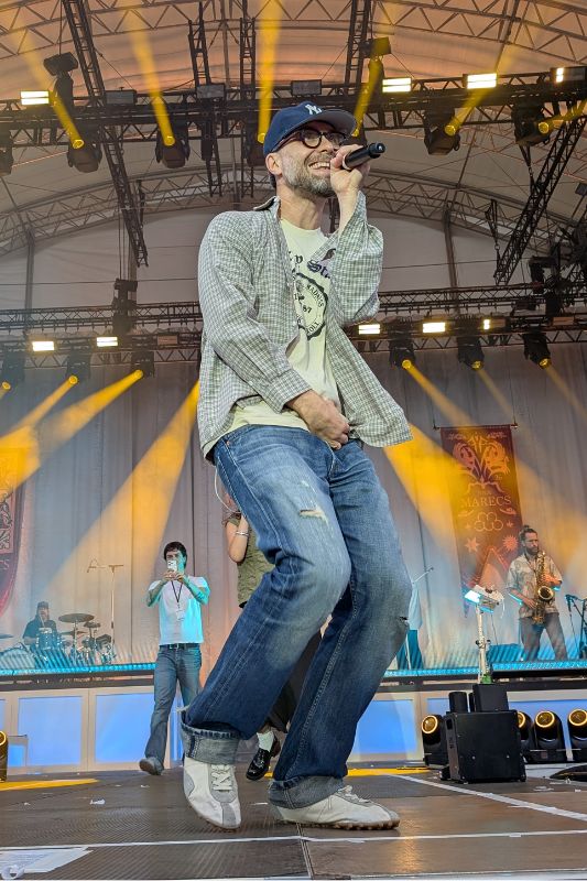 Mark Forster auf der Bremer Galopprennbahn